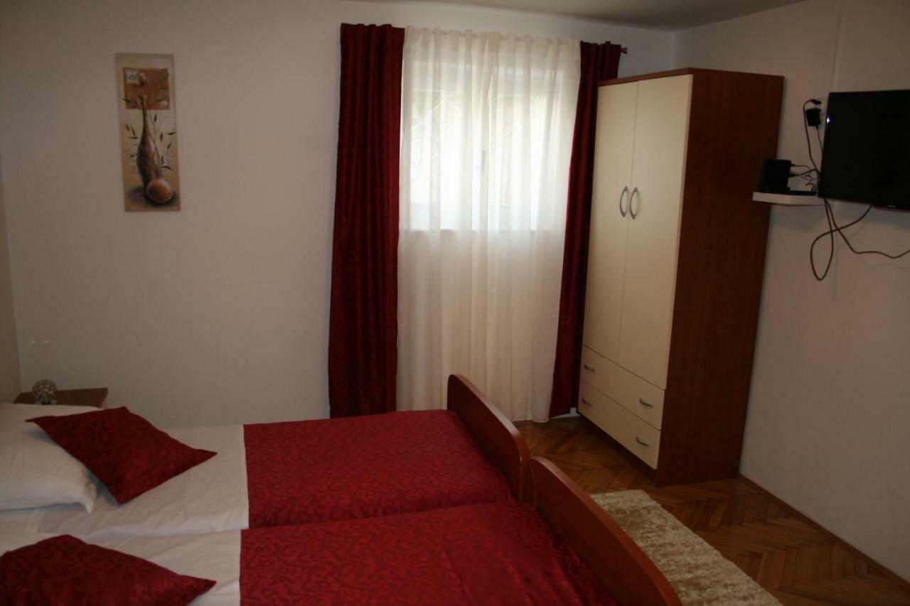 Apartments Josipa Split Exterior photo